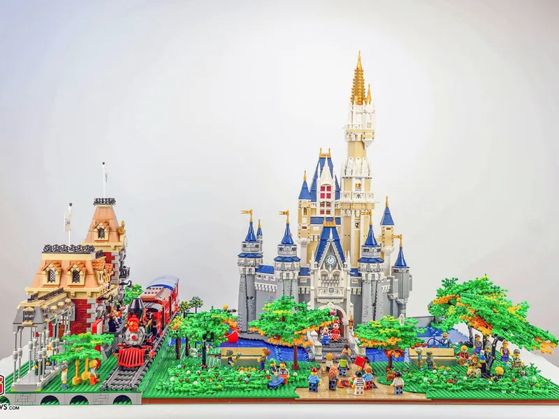 Disney Castle & Train Station Diorama — Custom MOC by G.S for CLICK STUDIO | 迪士尼城堡火車站沙盤